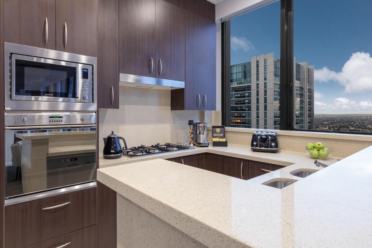 Meriton Suites Pitt Street, Sydney Eksteriør billede A typical kitchen