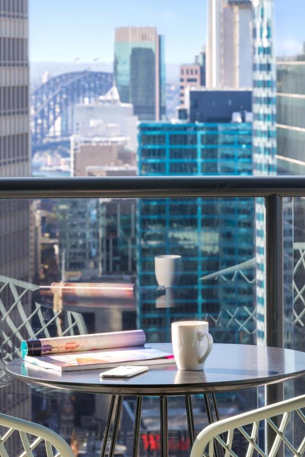 Meriton Suites Pitt Street, Sydney Eksteriør billede The view from the 10th floor of the hotel