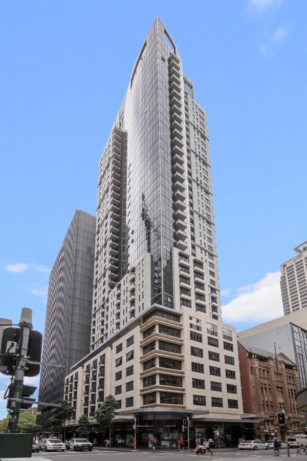 Meriton Suites Pitt Street, Sydney Eksteriør billede The building in 2017